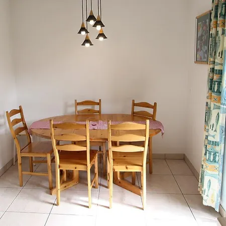 Zum Chrachu Ost Apartment *