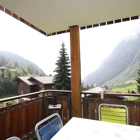 Zum Chrachu Ost Apartment