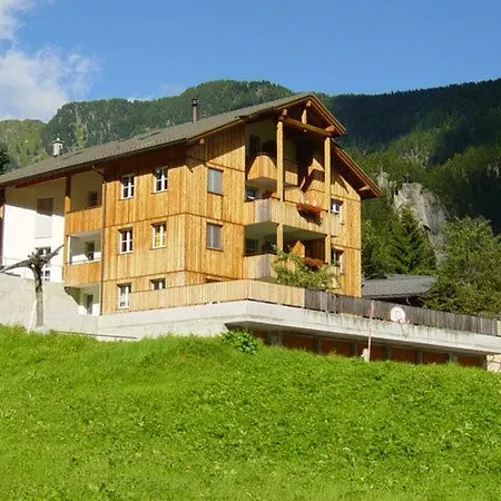 Zum Chrachu Ost Apartment *